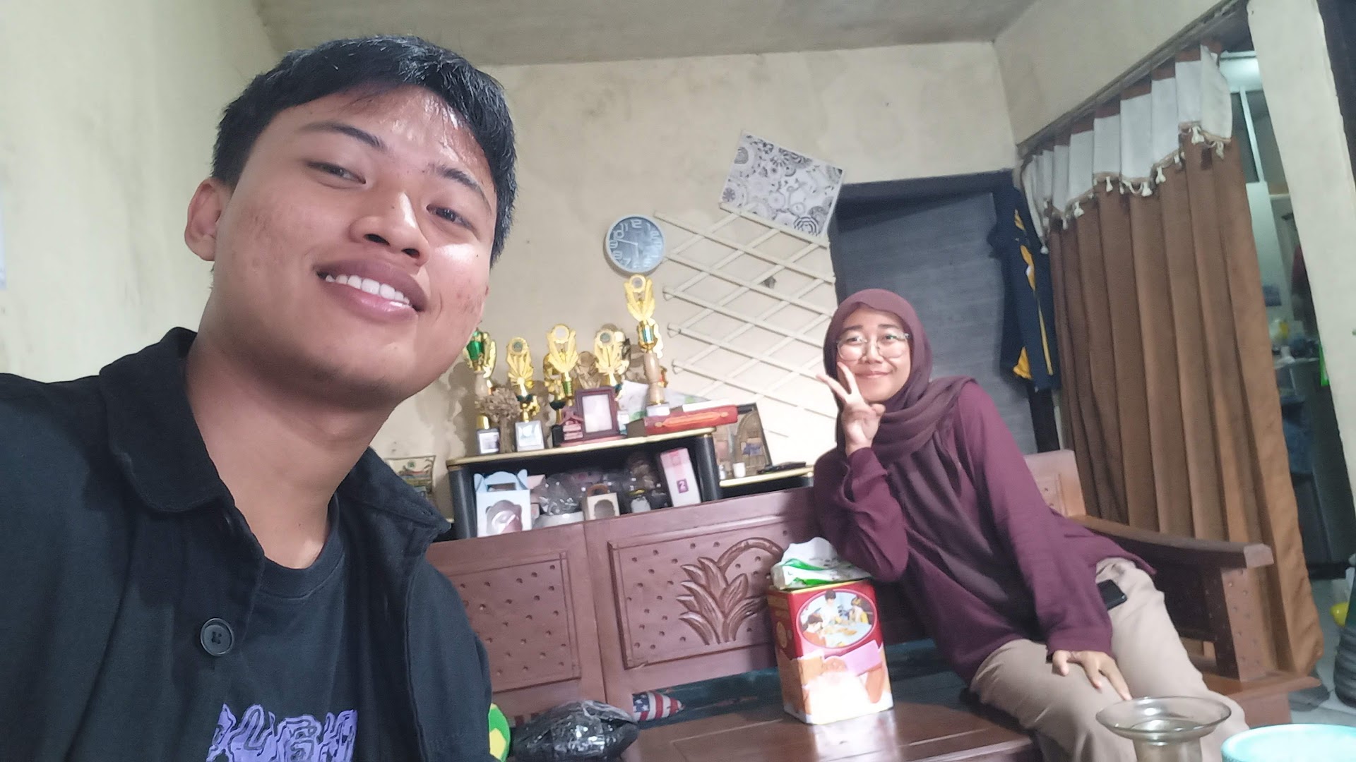 Harus LDR Padahal Baru Pacaran